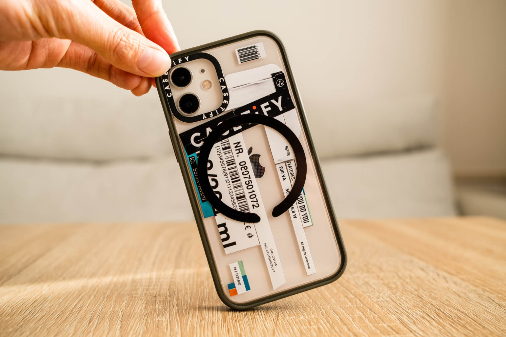 CASETiFY iPhoneケース